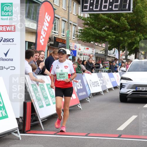 21.09.2025 - PSD Bank Halbmarathon Strokosch-Dieckow http://msf.ph/oto/8938775 21.09.2025 13:07:45 Ziel 3613, 3841 meine-sportfotos.de