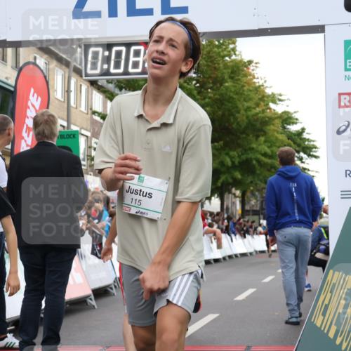 21.09.2025 - PSD Bank Halbmarathon Strokosch-Dieckow http://msf.ph/oto/8938830 21.09.2025 10:26:08 Ziel 112, 115, 162, 302, 421, 444, 450 meine-sportfotos.de