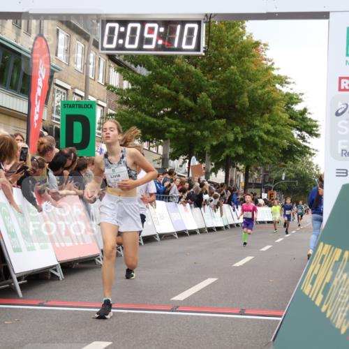 21.09.2025 - PSD Bank Halbmarathon Strokosch-Dieckow http://msf.ph/oto/8938855 21.09.2025 10:26:42 Ziel 111, 347, 348, 379 meine-sportfotos.de