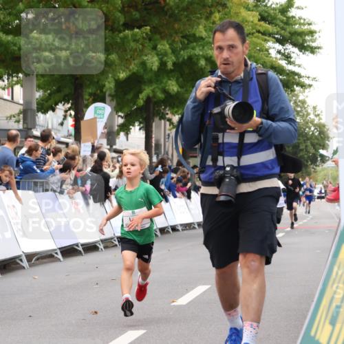 21.09.2025 - PSD Bank Halbmarathon Strokosch-Dieckow http://msf.ph/oto/8938908 21.09.2025 10:27:29 Ziel 128, 239, 242, 247, 292, 298, 329, 330, 398 meine-sportfotos.de