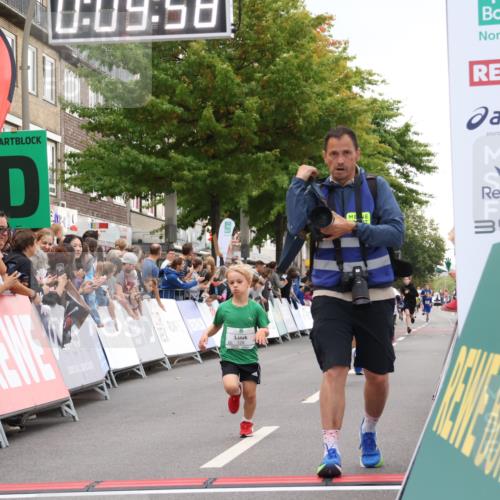 21.09.2025 - PSD Bank Halbmarathon Strokosch-Dieckow http://msf.ph/oto/8938909 21.09.2025 10:27:30 Ziel 101, 128, 239, 242, 247, 292, 298, 329, 330, 398 meine-sportfotos.de