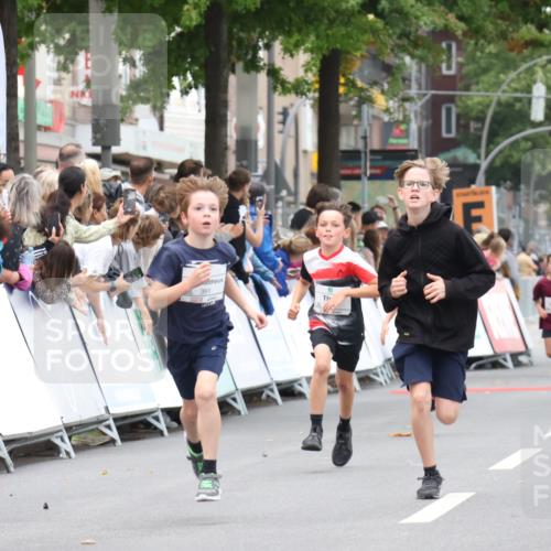 21.09.2025 - PSD Bank Halbmarathon Strokosch-Dieckow http://msf.ph/oto/8938915 21.09.2025 10:27:35 Ziel 101, 128, 247, 249, 292, 341, 391 meine-sportfotos.de