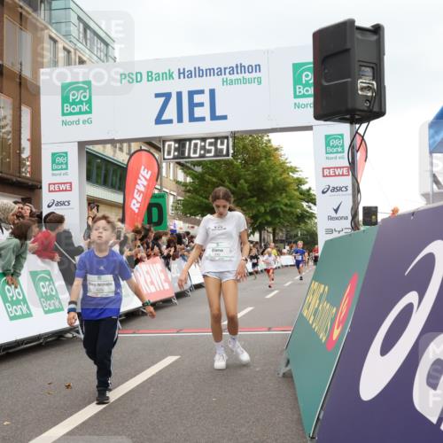 21.09.2025 - PSD Bank Halbmarathon Strokosch-Dieckow http://msf.ph/oto/8938999 21.09.2025 10:28:25 Ziel 158, 163, 213, 240, 270, 316, 425 meine-sportfotos.de