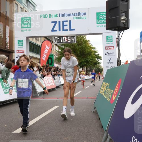 21.09.2025 - PSD Bank Halbmarathon Strokosch-Dieckow http://msf.ph/oto/8939000 21.09.2025 10:28:26 Ziel 158, 163, 213, 240, 270, 316, 425, 461 meine-sportfotos.de