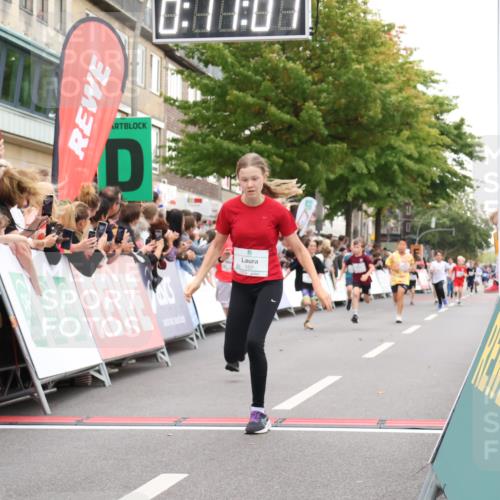 21.09.2025 - PSD Bank Halbmarathon Strokosch-Dieckow http://msf.ph/oto/8939011 21.09.2025 10:28:33 Ziel 150, 157, 158, 163, 215, 316, 317, 321, 426, 461 meine-sportfotos.de