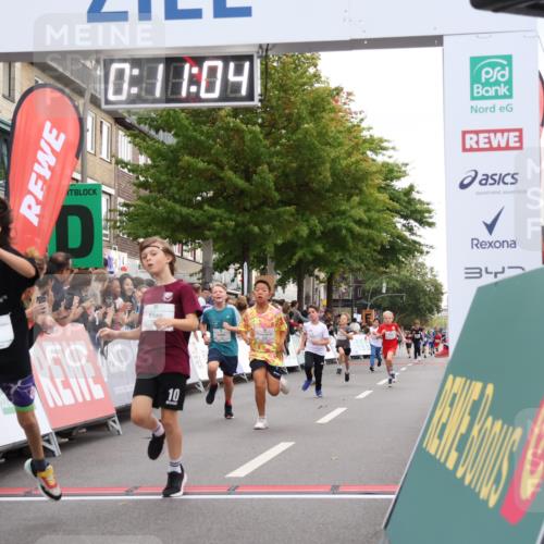 21.09.2025 - PSD Bank Halbmarathon Strokosch-Dieckow http://msf.ph/oto/8939017 21.09.2025 10:28:36 Ziel 123, 150, 157, 197, 204, 205, 215, 316, 317, 321, 426, 461 meine-sportfotos.de