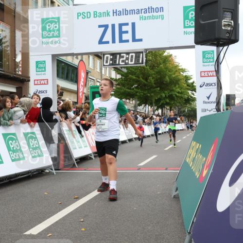 21.09.2025 - PSD Bank Halbmarathon Strokosch-Dieckow http://msf.ph/oto/8939108 21.09.2025 10:29:32 Ziel 166, 233, 250, 261, 301, 345, 381, 406, 434, 455 meine-sportfotos.de