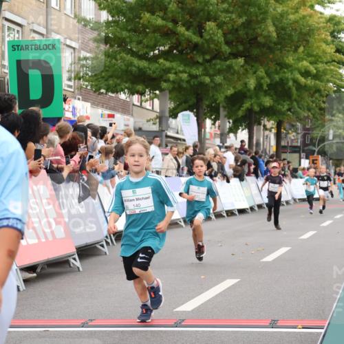 21.09.2025 - PSD Bank Halbmarathon Strokosch-Dieckow http://msf.ph/oto/8939161 21.09.2025 10:30:11 Ziel 140, 141, 195, 234, 245, 272, 276, 430, 438 meine-sportfotos.de