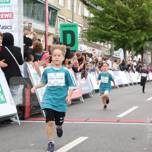 21.09.2025 - PSD Bank Halbmarathon Strokosch-Dieckow http://msf.ph/oto/8939163 21.09.2025 10:30:12 Ziel 140, 141, 195, 234, 245, 276, 430, 438 meine-sportfotos.de