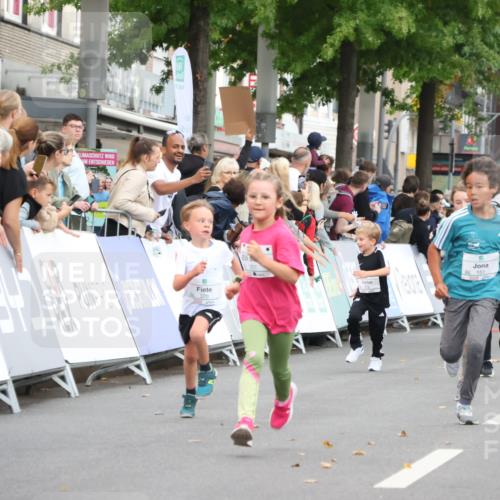 21.09.2025 - PSD Bank Halbmarathon Strokosch-Dieckow http://msf.ph/oto/8939199 21.09.2025 10:30:37 Ziel 129, 151, 263, 344, 351, 370, 382 meine-sportfotos.de