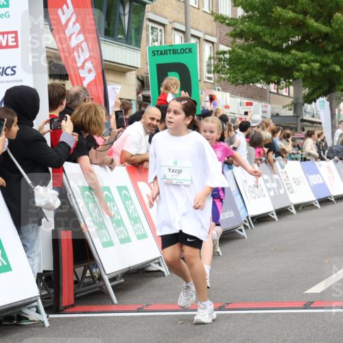 21.09.2025 - PSD Bank Halbmarathon Strokosch-Dieckow http://msf.ph/oto/8939248 21.09.2025 10:31:18 Ziel 177, 277, 323, 340, 413 meine-sportfotos.de
