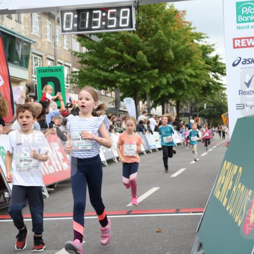 21.09.2025 - PSD Bank Halbmarathon Strokosch-Dieckow http://msf.ph/oto/8939260 21.09.2025 10:31:29 Ziel 139, 147, 148, 311, 376, 387 meine-sportfotos.de