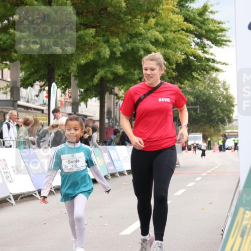 21.09.2025 - PSD Bank Halbmarathon Strokosch-Dieckow http://msf.ph/oto/8939428 21.09.2025 10:35:10 Ziel 136 meine-sportfotos.de
