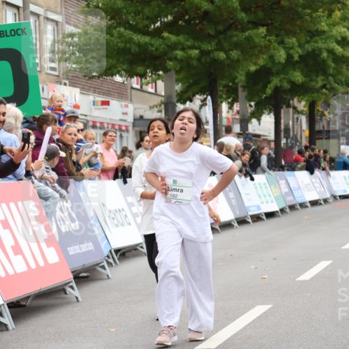 21.09.2025 - PSD Bank Halbmarathon Strokosch-Dieckow http://msf.ph/oto/8939461 21.09.2025 10:36:15 Ziel 176, 182, 184, 187, 290 meine-sportfotos.de