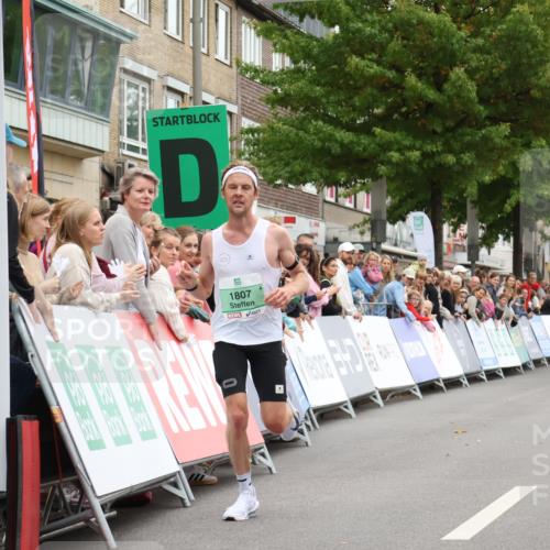 21.09.2025 - PSD Bank Halbmarathon Strokosch-Dieckow http://msf.ph/oto/8939493 21.09.2025 11:12:44 Ziel 1807 meine-sportfotos.de