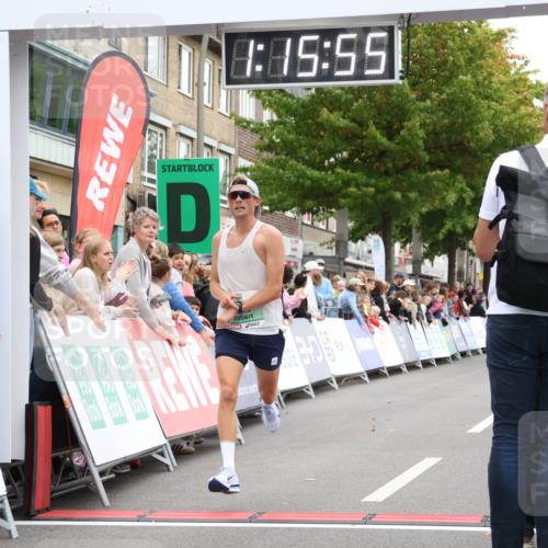 21.09.2025 - PSD Bank Halbmarathon Strokosch-Dieckow http://msf.ph/oto/8939512 21.09.2025 11:15:18 Ziel 1825 meine-sportfotos.de