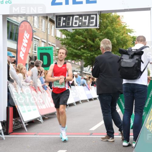 21.09.2025 - PSD Bank Halbmarathon Strokosch-Dieckow http://msf.ph/oto/8939517 21.09.2025 11:16:07 Ziel 1832 meine-sportfotos.de
