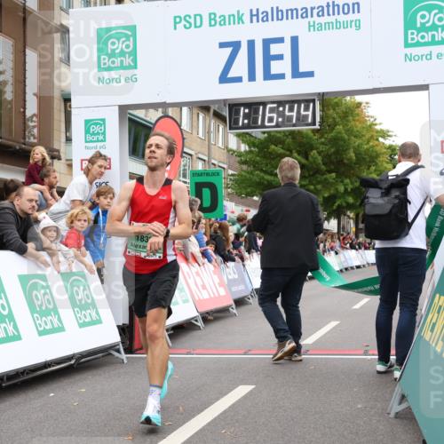 21.09.2025 - PSD Bank Halbmarathon Strokosch-Dieckow http://msf.ph/oto/8939519 21.09.2025 11:16:07 Ziel 1832 meine-sportfotos.de