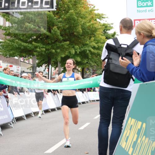 21.09.2025 - PSD Bank Halbmarathon Strokosch-Dieckow http://msf.ph/oto/8939522 21.09.2025 11:16:15 Ziel 1445, 1446 meine-sportfotos.de