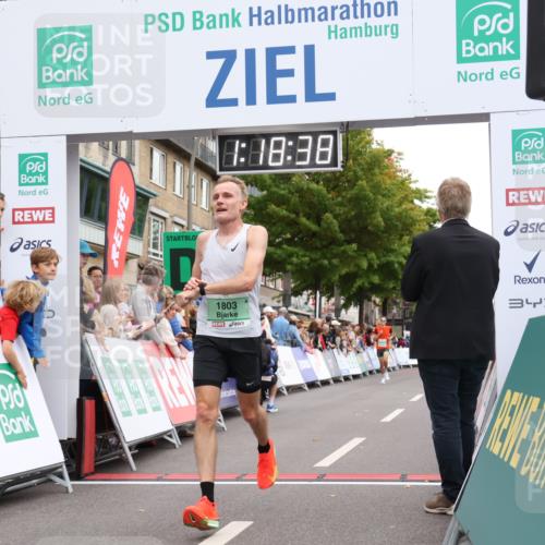 21.09.2025 - PSD Bank Halbmarathon Strokosch-Dieckow http://msf.ph/oto/8939565 21.09.2025 11:18:01 Ziel 1803, 4018 meine-sportfotos.de