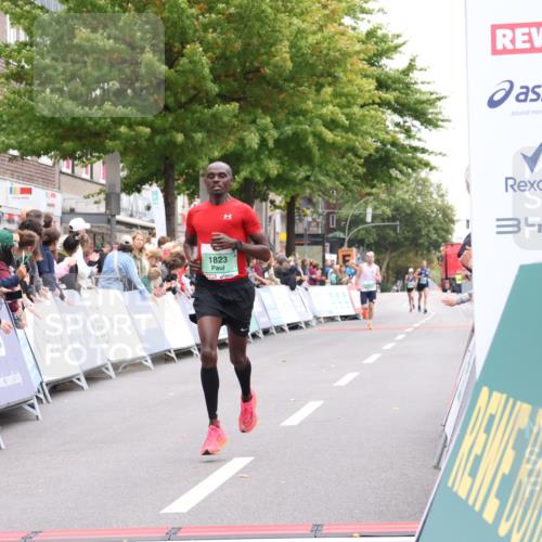 21.09.2025 - PSD Bank Halbmarathon Strokosch-Dieckow http://msf.ph/oto/8939613 21.09.2025 11:20:06 Ziel 1799, 1823 meine-sportfotos.de