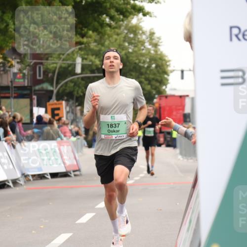 21.09.2025 - PSD Bank Halbmarathon Strokosch-Dieckow http://msf.ph/oto/8939652 21.09.2025 11:20:57 Ziel 1440, 1837 meine-sportfotos.de