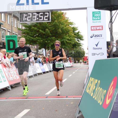21.09.2025 - PSD Bank Halbmarathon Strokosch-Dieckow http://msf.ph/oto/8939711 21.09.2025 11:23:15 Ziel 1237, 1455, 1840 meine-sportfotos.de