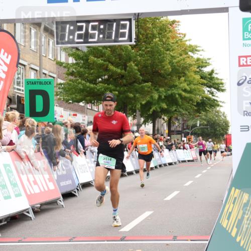 21.09.2025 - PSD Bank Halbmarathon Strokosch-Dieckow http://msf.ph/oto/8939754 21.09.2025 11:24:36 Ziel 1845, 3914 meine-sportfotos.de