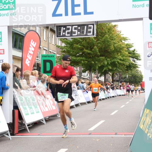 21.09.2025 - PSD Bank Halbmarathon Strokosch-Dieckow http://msf.ph/oto/8939755 21.09.2025 11:24:36 Ziel 1845, 3914 meine-sportfotos.de