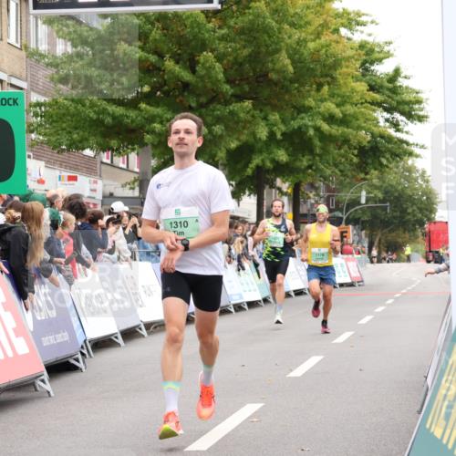 21.09.2025 - PSD Bank Halbmarathon Strokosch-Dieckow http://msf.ph/oto/8939774 21.09.2025 11:24:47 Ziel 1178, 1310, 1471, 1845, 1989, 3913 meine-sportfotos.de