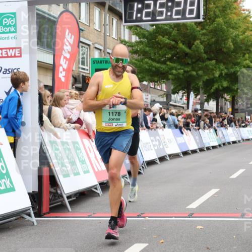 21.09.2025 - PSD Bank Halbmarathon Strokosch-Dieckow http://msf.ph/oto/8939782 21.09.2025 11:24:51 Ziel 1178, 1310, 1471, 1989, 3913 meine-sportfotos.de