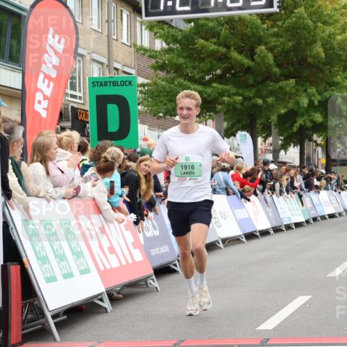 21.09.2025 - PSD Bank Halbmarathon Strokosch-Dieckow http://msf.ph/oto/8939845 21.09.2025 11:26:28 Ziel 1916, 4066 meine-sportfotos.de