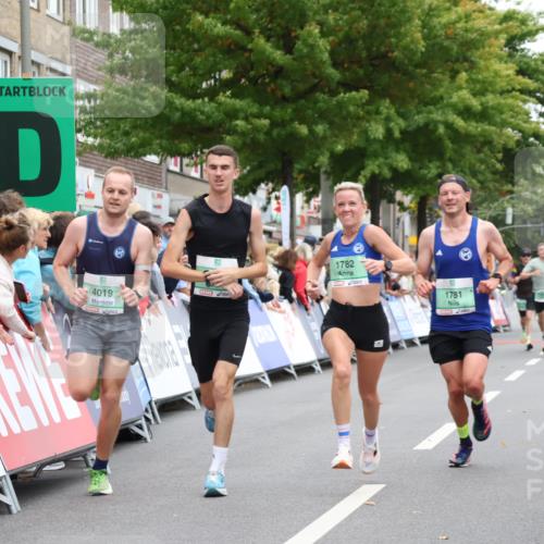 21.09.2025 - PSD Bank Halbmarathon Strokosch-Dieckow http://msf.ph/oto/8939892 21.09.2025 11:27:31 Ziel 1236, 1781, 1782, 1831, 1879, 4019 meine-sportfotos.de