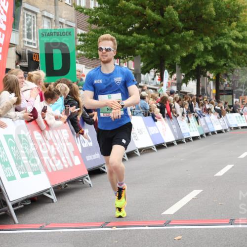 21.09.2025 - PSD Bank Halbmarathon Strokosch-Dieckow http://msf.ph/oto/8939957 21.09.2025 11:28:21 Ziel 1324, 1872 meine-sportfotos.de