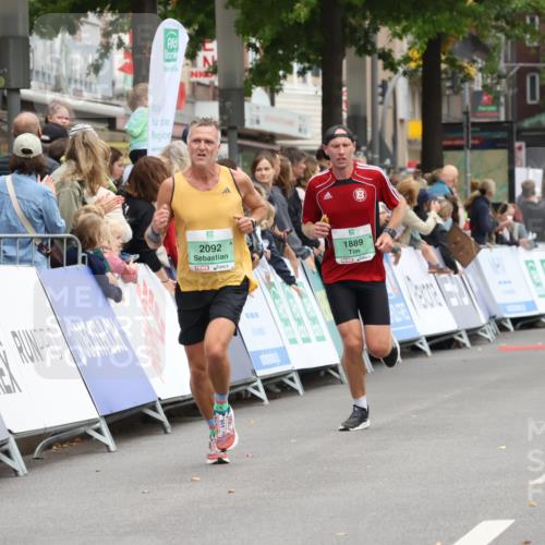 21.09.2025 - PSD Bank Halbmarathon Strokosch-Dieckow http://msf.ph/oto/8939990 21.09.2025 11:28:55 Ziel 1456, 1909, 1978, 2092, 4029 meine-sportfotos.de