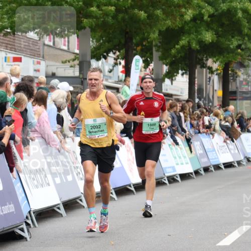 21.09.2025 - PSD Bank Halbmarathon Strokosch-Dieckow http://msf.ph/oto/8939992 21.09.2025 11:28:57 Ziel 1456, 1889, 1909, 2092 meine-sportfotos.de