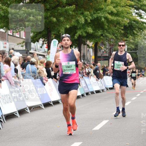 21.09.2025 - PSD Bank Halbmarathon Strokosch-Dieckow http://msf.ph/oto/8939999 21.09.2025 11:29:01 Ziel 1427, 1889, 1907, 1909, 2092 meine-sportfotos.de