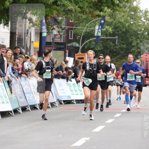 21.09.2025 - PSD Bank Halbmarathon Strokosch-Dieckow http://msf.ph/oto/8940019 21.09.2025 11:29:23 Ziel  meine-sportfotos.de