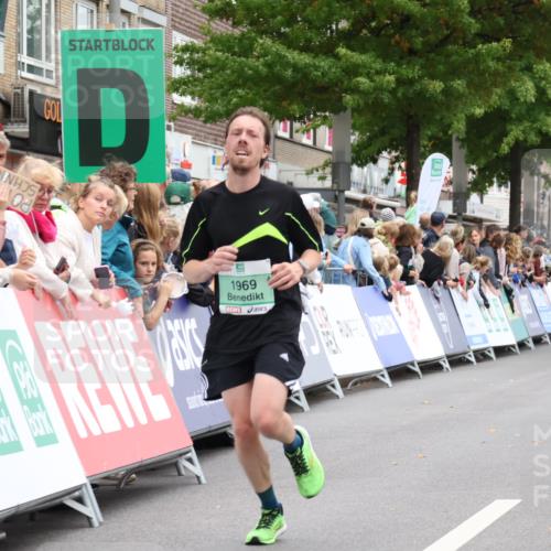 21.09.2025 - PSD Bank Halbmarathon Strokosch-Dieckow http://msf.ph/oto/8940081 21.09.2025 11:30:24 Ziel 1225, 1878, 1969 meine-sportfotos.de