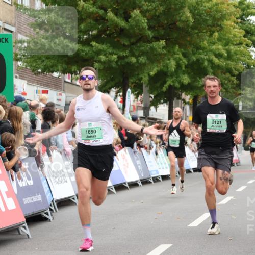 21.09.2025 - PSD Bank Halbmarathon Strokosch-Dieckow http://msf.ph/oto/8940108 21.09.2025 11:30:52 Ziel 1066, 1109, 1689, 1850, 2022, 2121 meine-sportfotos.de