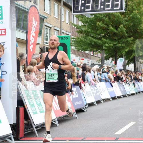 21.09.2025 - PSD Bank Halbmarathon Strokosch-Dieckow http://msf.ph/oto/8940117 21.09.2025 11:30:56 Ziel 1689, 1850, 2121 meine-sportfotos.de