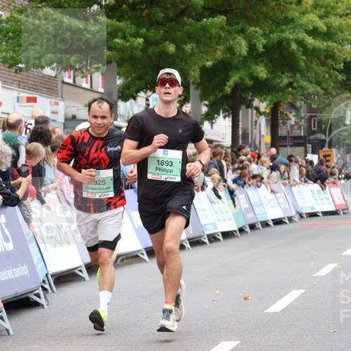 21.09.2025 - PSD Bank Halbmarathon Strokosch-Dieckow http://msf.ph/oto/8940146 21.09.2025 11:31:23 Ziel 1858, 1893, 1925 meine-sportfotos.de