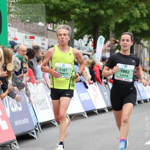 21.09.2025 - PSD Bank Halbmarathon Strokosch-Dieckow http://msf.ph/oto/8940191 21.09.2025 11:32:00 Ziel 1052, 1167, 1174, 1326, 1852, 1888, 1890, 2025 meine-sportfotos.de
