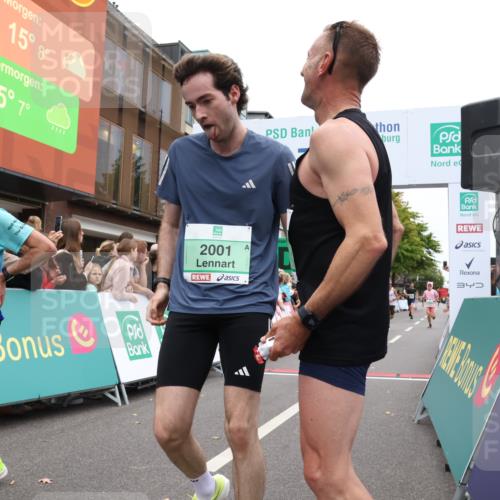 21.09.2025 - PSD Bank Halbmarathon Strokosch-Dieckow http://msf.ph/oto/8940275 21.09.2025 11:33:24 Ziel 1001, 1344, 1438, 1533, 1883, 1897, 1933, 1935, 1961, 2001, 4000 meine-sportfotos.de