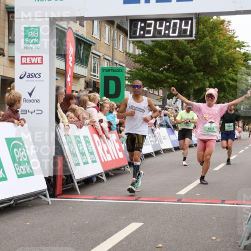 21.09.2025 - PSD Bank Halbmarathon Strokosch-Dieckow http://msf.ph/oto/8940283 21.09.2025 11:33:27 Ziel 1001, 1438, 1533, 1933, 2001, 2126, 4000, 4064 meine-sportfotos.de