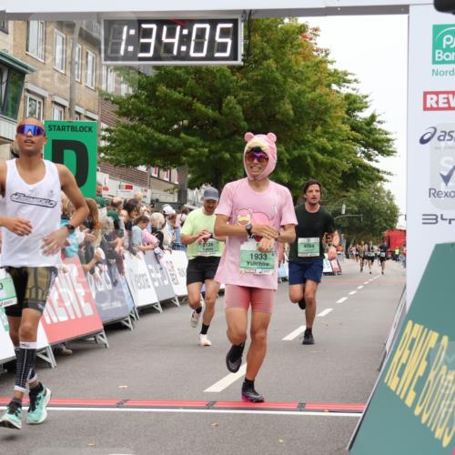 21.09.2025 - PSD Bank Halbmarathon Strokosch-Dieckow http://msf.ph/oto/8940286 21.09.2025 11:33:28 Ziel 1001, 1438, 1533, 1933, 2001, 2126, 4000, 4064 meine-sportfotos.de