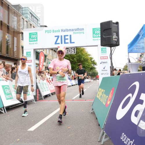 21.09.2025 - PSD Bank Halbmarathon Strokosch-Dieckow http://msf.ph/oto/8940290 21.09.2025 11:33:29 Ziel 1001, 1438, 1533, 1933, 2001, 2126, 4000, 4064 meine-sportfotos.de