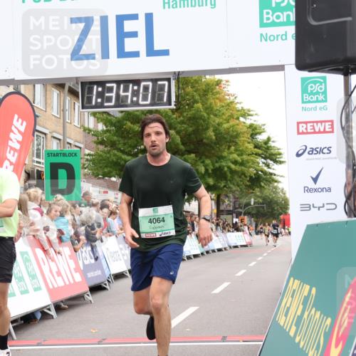 21.09.2025 - PSD Bank Halbmarathon Strokosch-Dieckow http://msf.ph/oto/8940293 21.09.2025 11:33:30 Ziel 1001, 1438, 1933, 2126, 4000, 4064 meine-sportfotos.de
