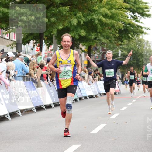 21.09.2025 - PSD Bank Halbmarathon Strokosch-Dieckow http://msf.ph/oto/8940315 21.09.2025 11:33:45 Ziel 1577, 1915, 1936, 1990, 2068 meine-sportfotos.de
