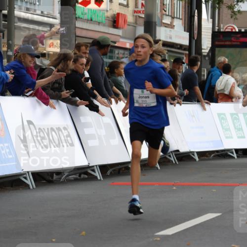 21.09.2025 - PSD Bank Halbmarathon Strokosch-Dieckow http://msf.ph/oto/8940337 21.09.2025 10:25:17 Ziel 310, 359, 378 meine-sportfotos.de